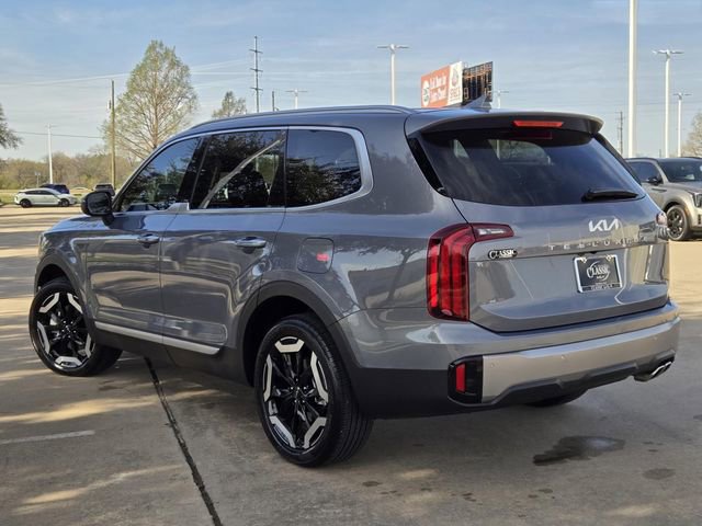 Certified 2025 Kia Telluride S image 4