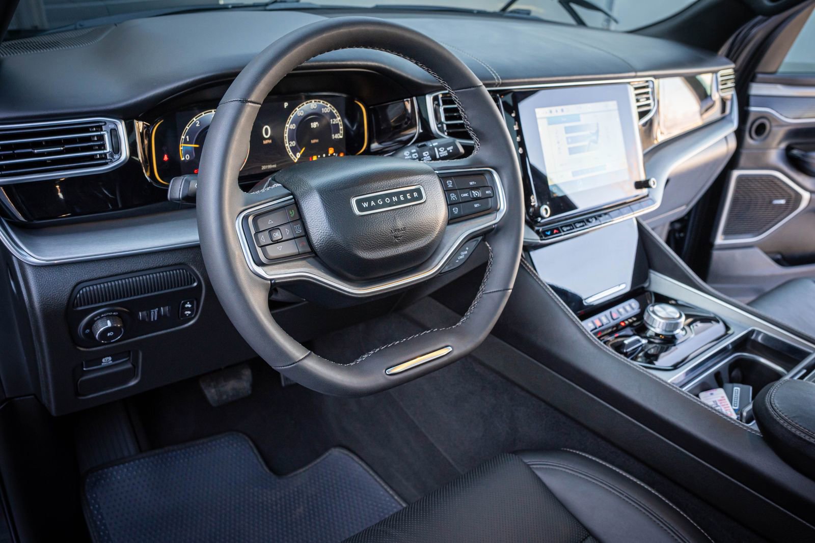 Used 2023 Jeep Wagoneer Series II image 15