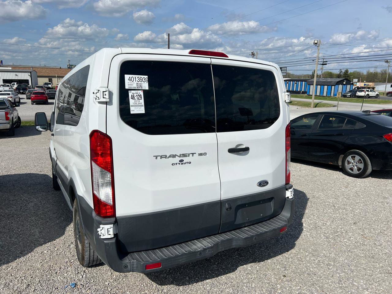 Used 2016 Ford Transit 150 XL image 4