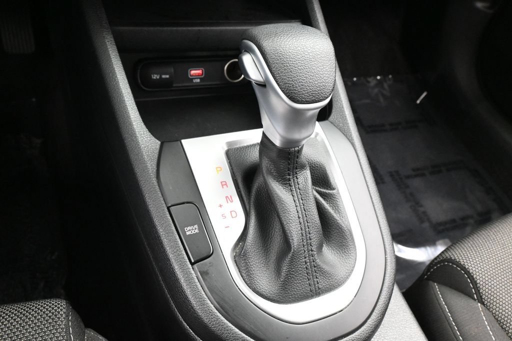 Used 2023 Kia Forte LXS w/ LXS Technology Package FWD image 20
