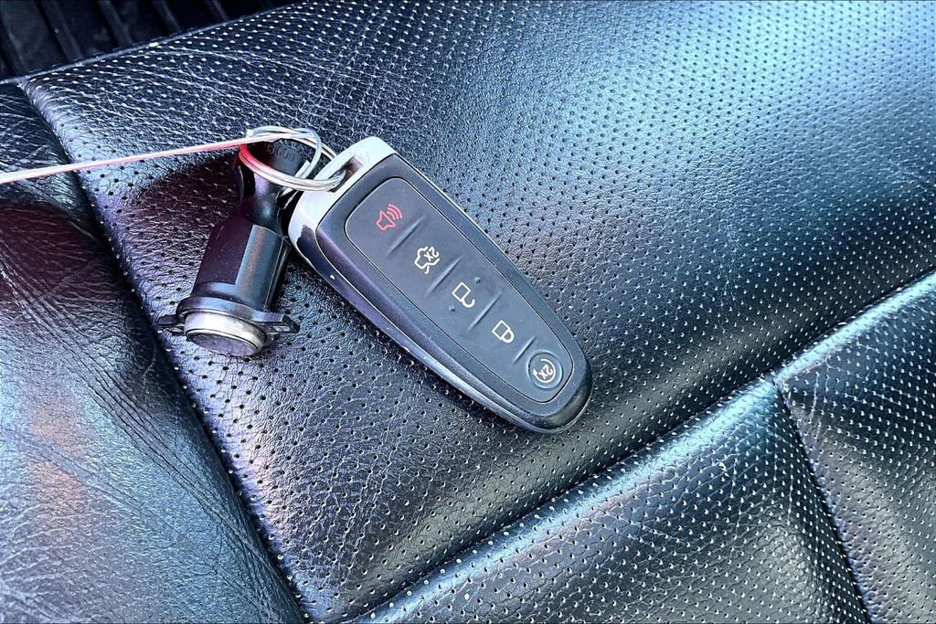 Used 2017 Ford Expedition EL Limited RWD image 11