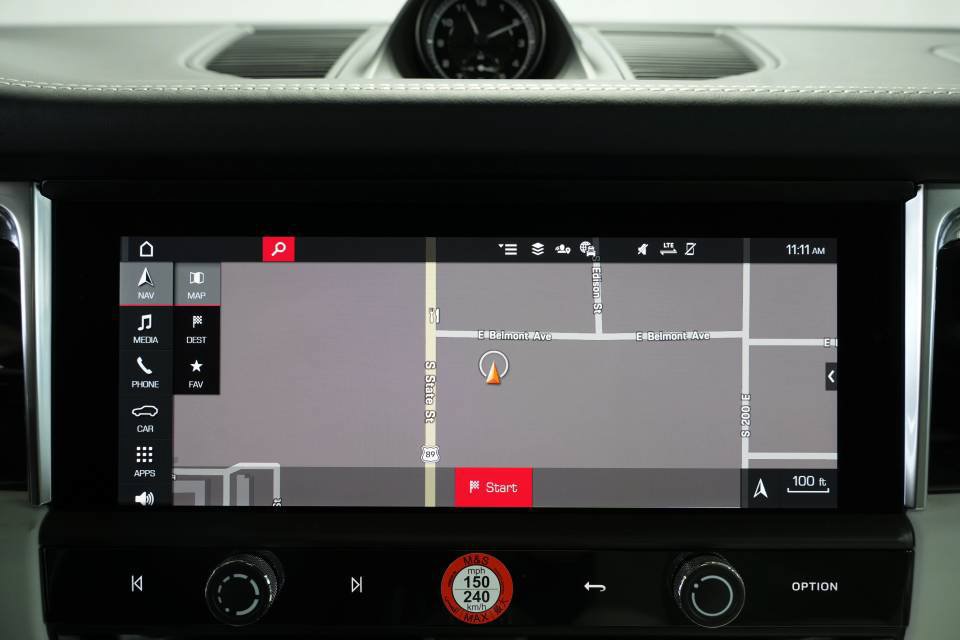 Certified 2026 Porsche Macan AWD/4WD image 20