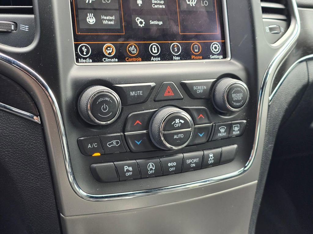 Used 2018 Jeep Grand Cherokee Limited AWD/4WD image 22
