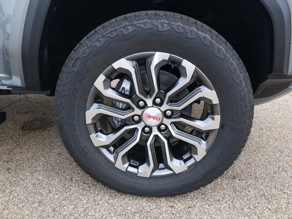 New 2026 GMC Canyon Denali w/ LPO, Black Badging Package AWD/4WD image 36