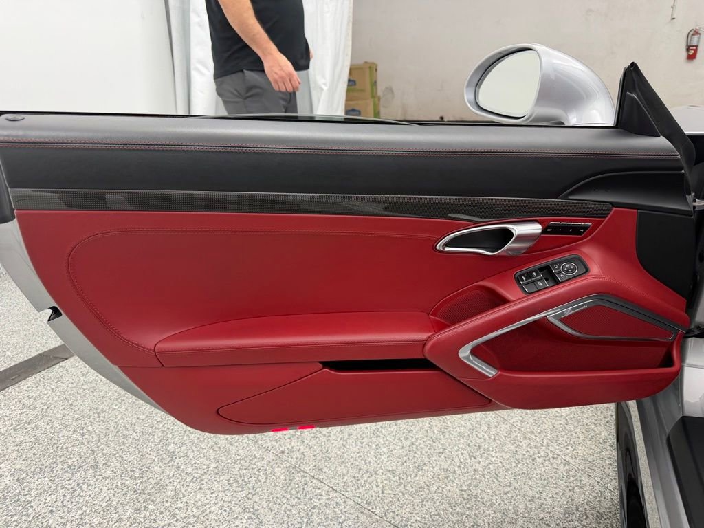 Used 2015 Porsche 911 Turbo S image 16