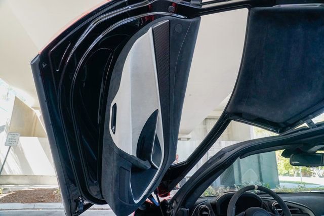 Used 2021 McLaren 765LT image 58