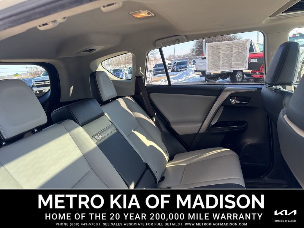 Used 2018 Toyota RAV4 Limited w/ Advanced Technology Package image 36