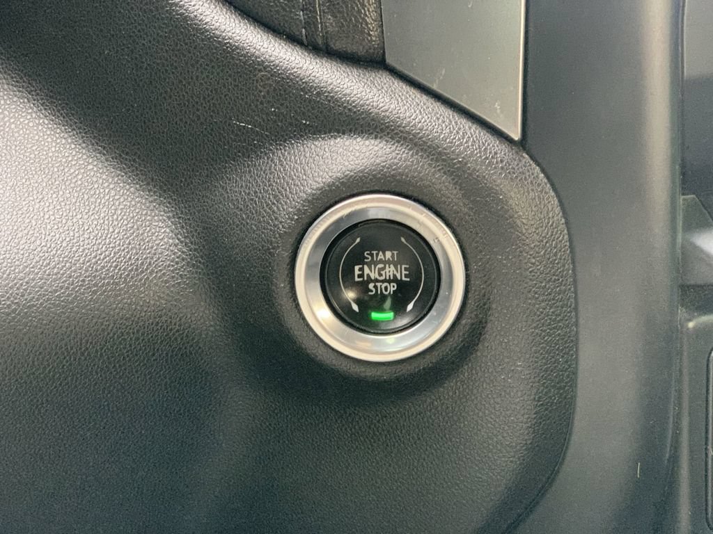 Certified 2022 Chevrolet Silverado 1500 RST AWD/4WD image 14