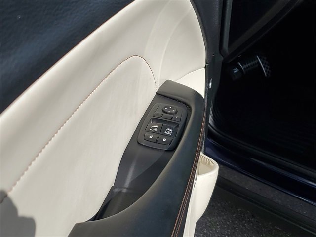 Used 2017 Dodge Challenger R/T Plus image 14