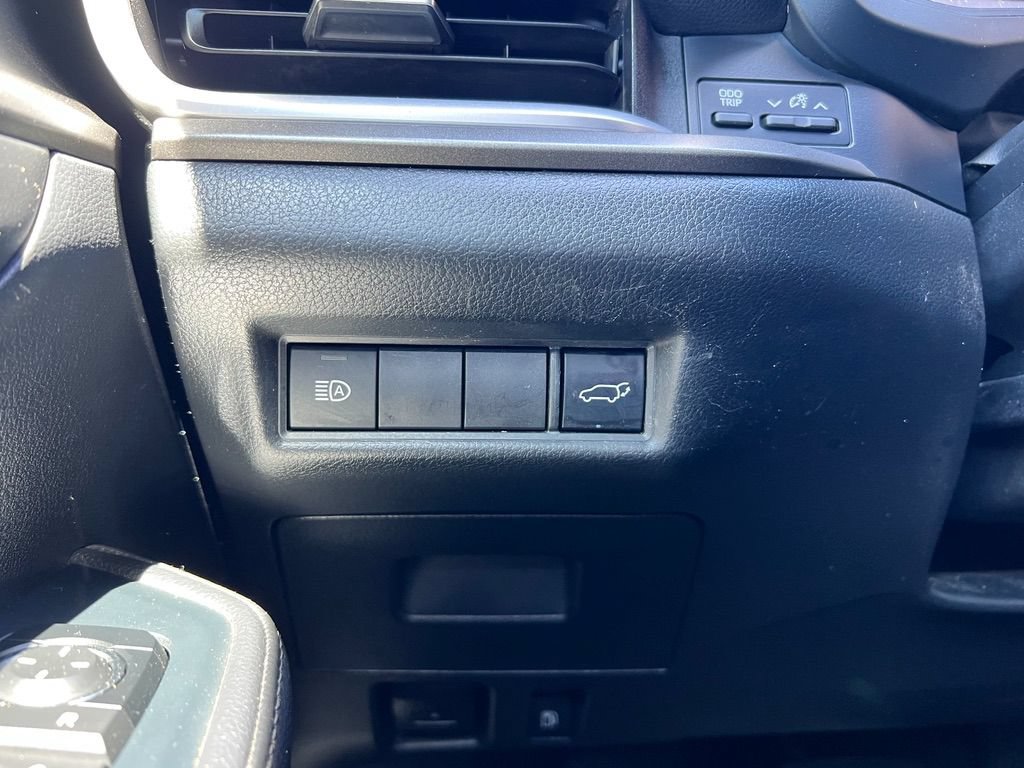 Used 2024 Toyota Grand Highlander AWD image 15