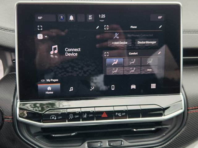 Used 2024 Jeep Compass Trailhawk image 13