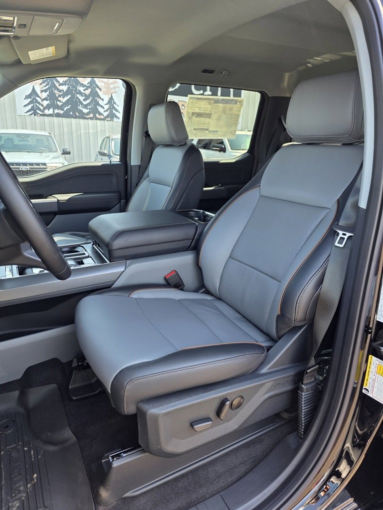 New 2025 Ford F150 Lariat w/ Equipment Group 501A Mid image 3