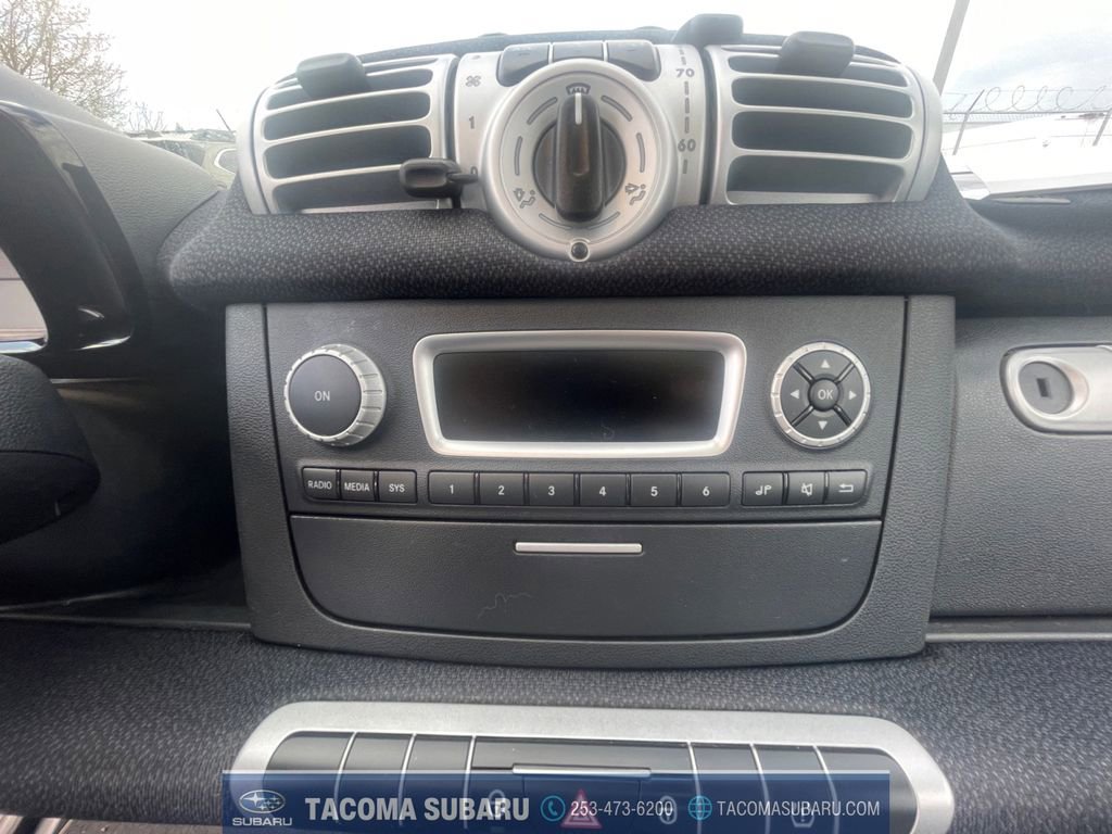 Used 2015 smart fortwo electric drive image 21