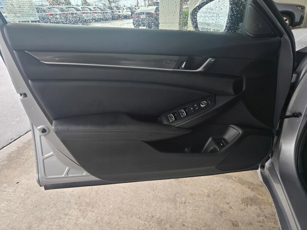 Certified 2022 Honda Accord Sport image 22