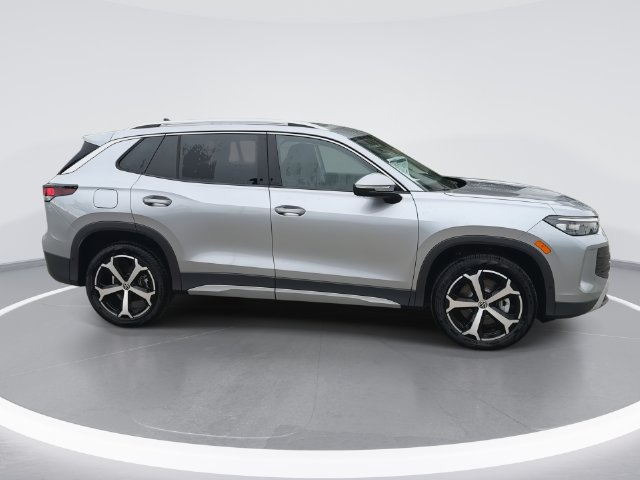 New 2026 Volkswagen Tiguan SE AWD/4WD image 15