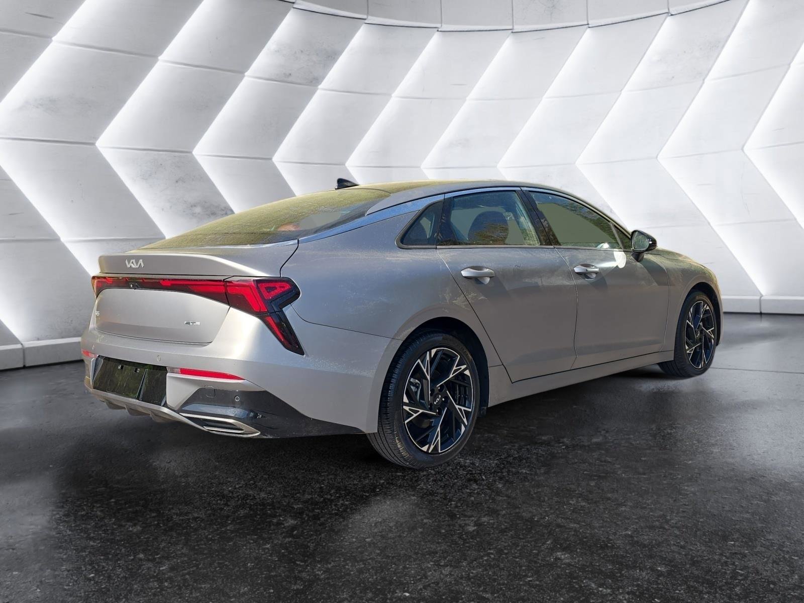 Used 2025 Kia K5 GT-Line w/ GT-Line Premium Package image 5