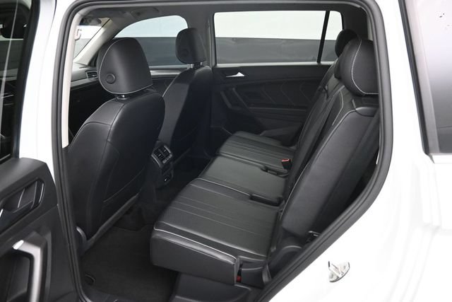 Used 2022 Volkswagen Tiguan SE FWD image 10