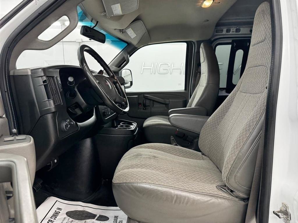 Used 2021 GMC Savana 2500 w/ Driver Convenience Package RWD image 8
