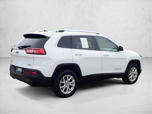 Used 2015 Jeep Cherokee Latitude AWD/4WD image 4