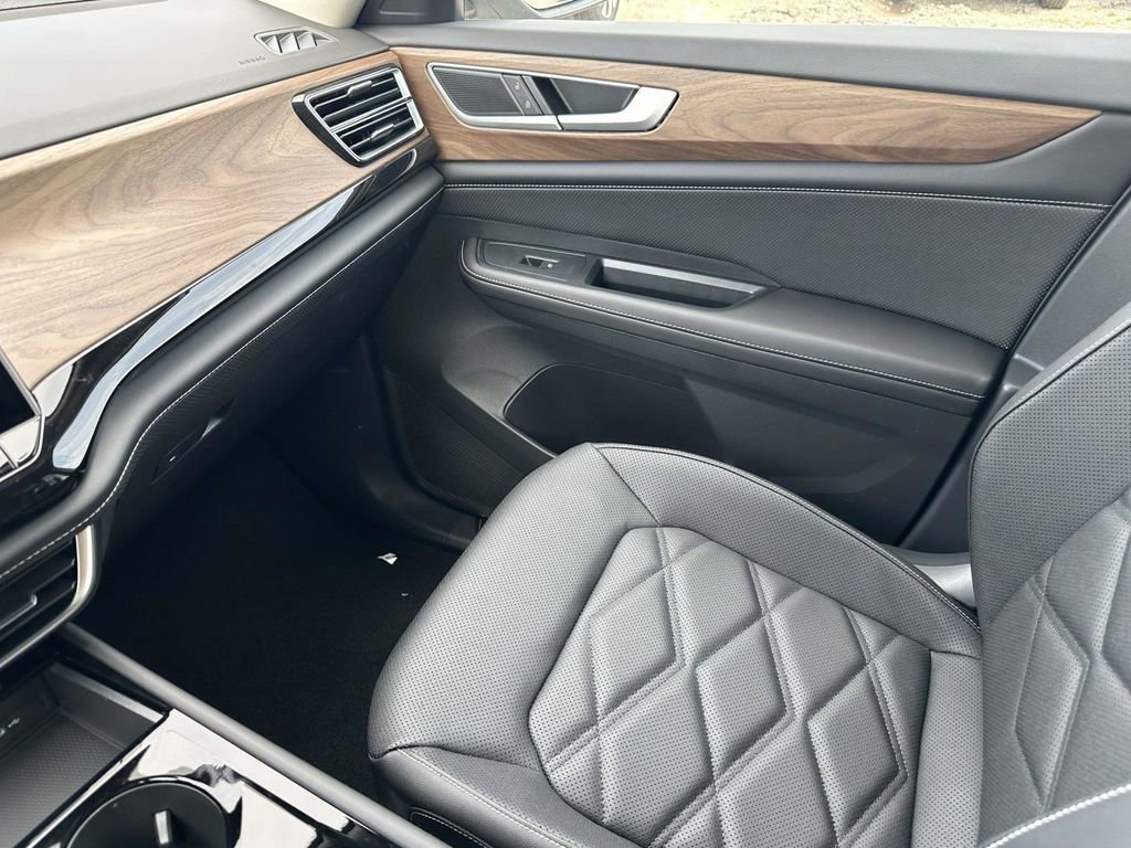 New 2026 Volkswagen Atlas SE image 24