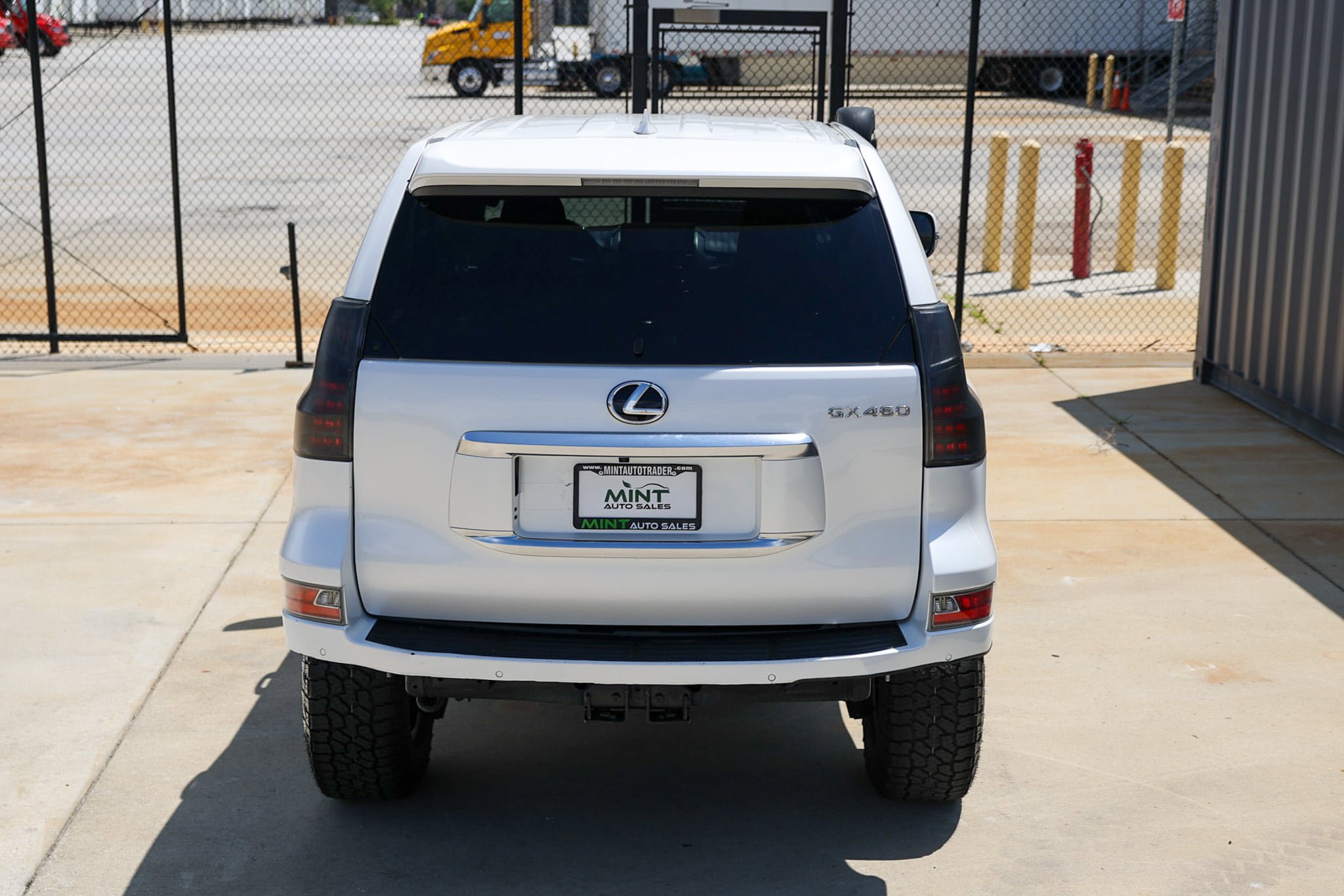 Used 2023 Lexus GX 460 Premium AWD/4WD image 13