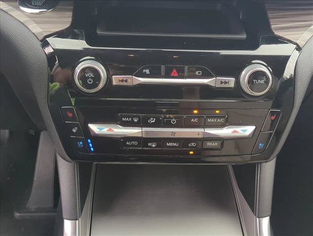 Used 2022 Ford Explorer Limited AWD/4WD image 21