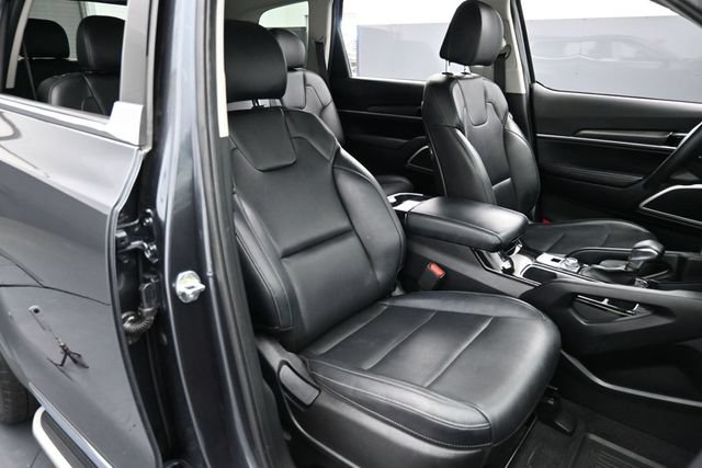 Used 2022 Kia Telluride LX AWD/4WD image 30