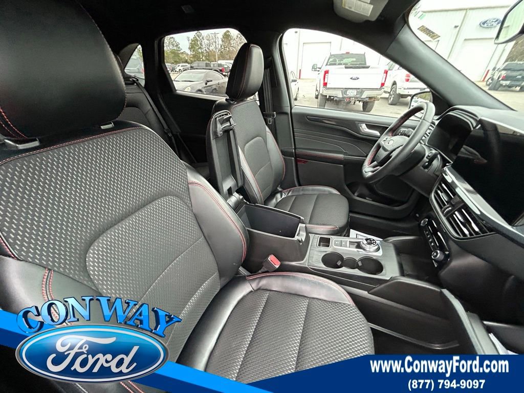 Used 2025 Ford Escape ST-Line Elite image 27