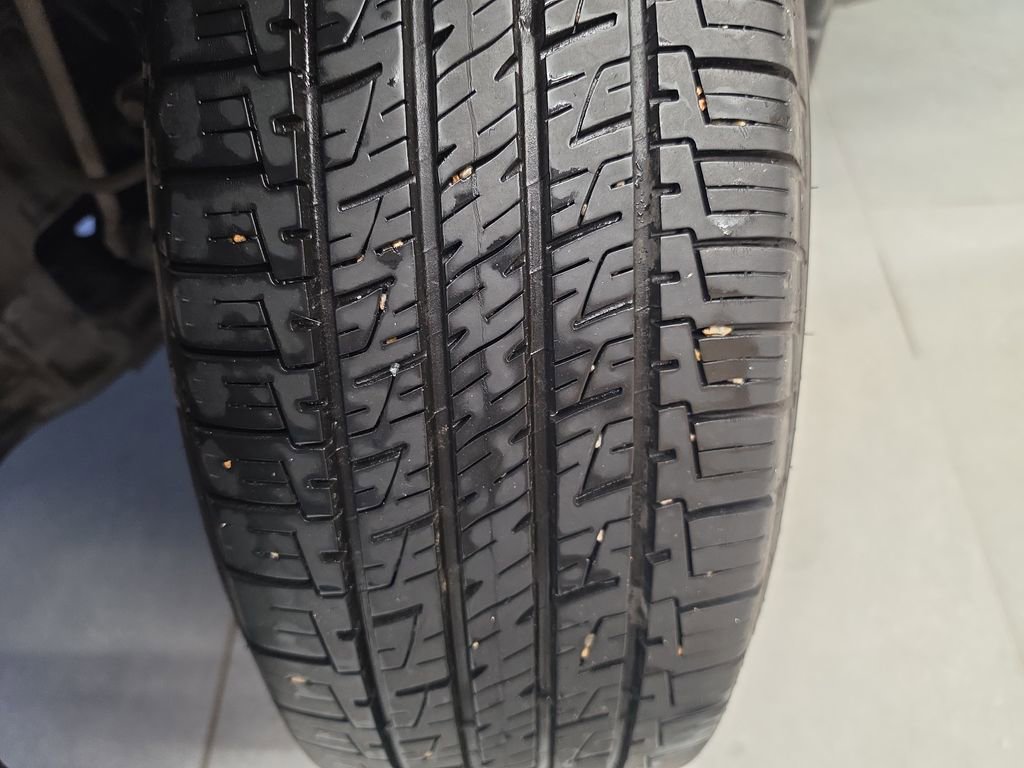 Used 2021 Nissan Rogue SV w/ Premium Package image 33