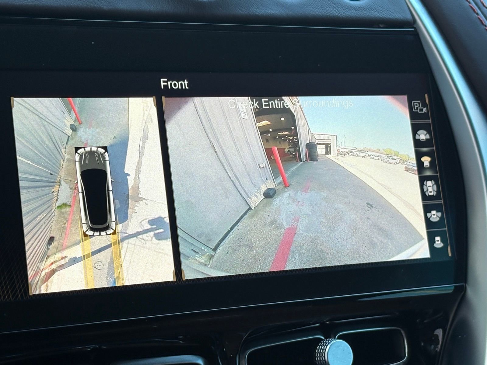 Used 2021 Aston Martin DBX image 29