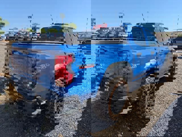 Used 2025 Chevrolet Colorado Trail Boss image 5