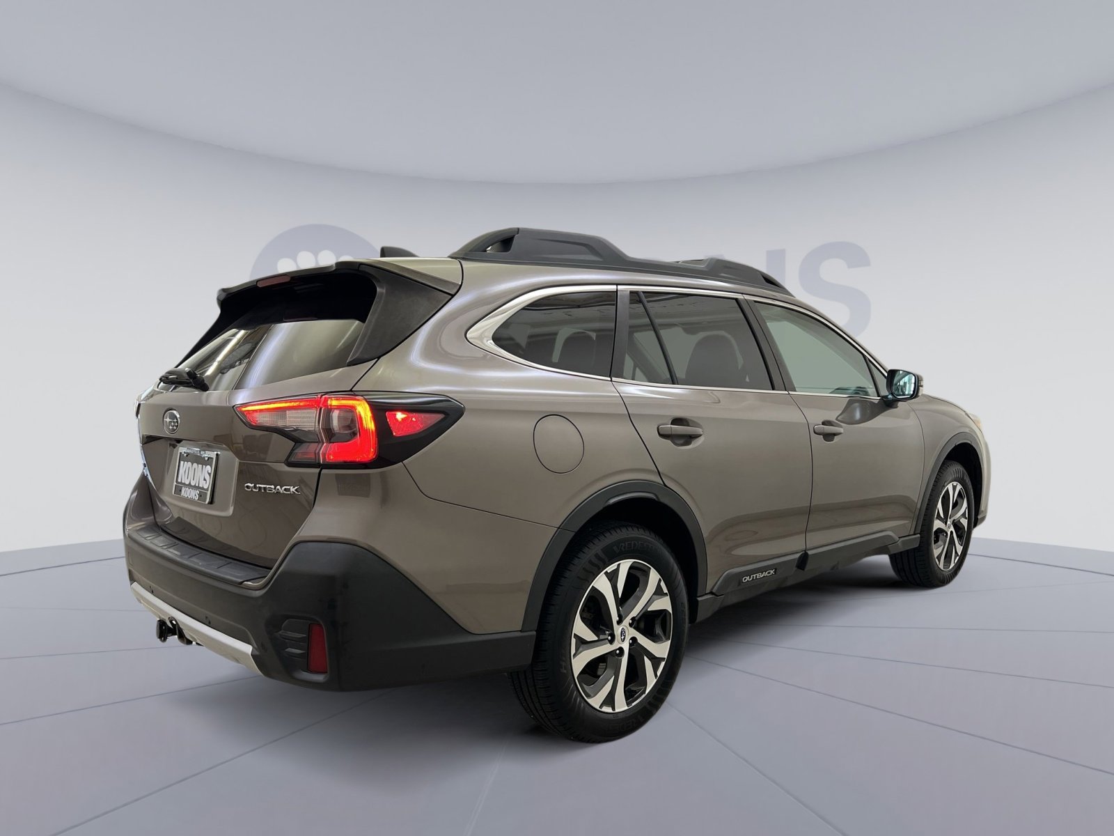 Used 2022 Subaru Outback Limited image 5