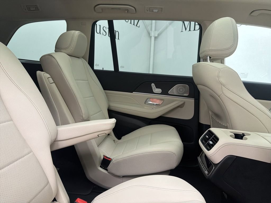 New 2026 Mercedes-Benz GLS 450 image 29