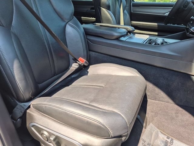 Used 2023 Jeep Wagoneer Series II AWD/4WD image 29
