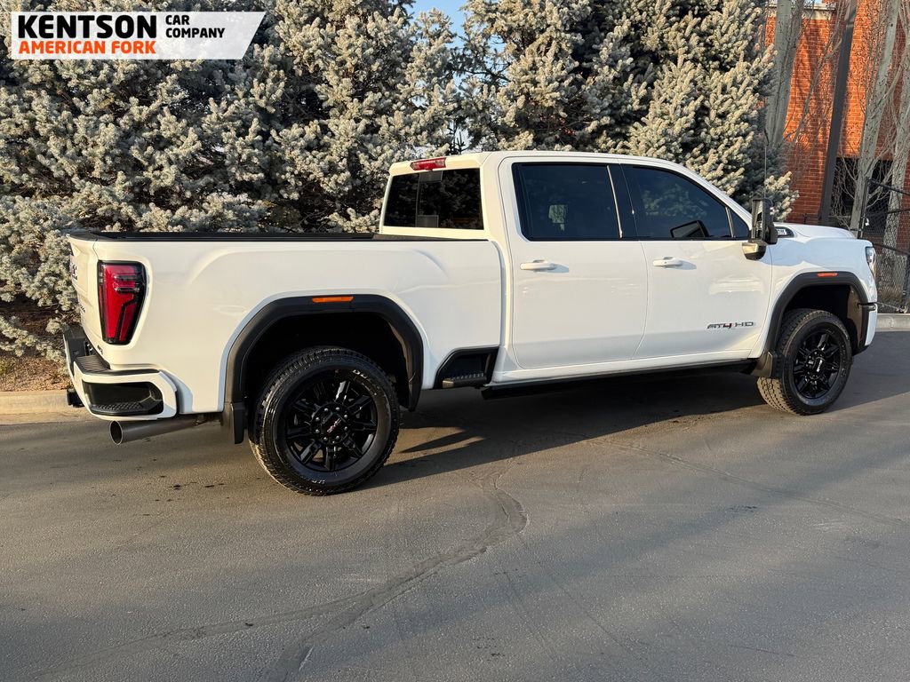 Used 2025 GMC Sierra 2500 AT4 w/ AT4 Premium Plus Package image 9