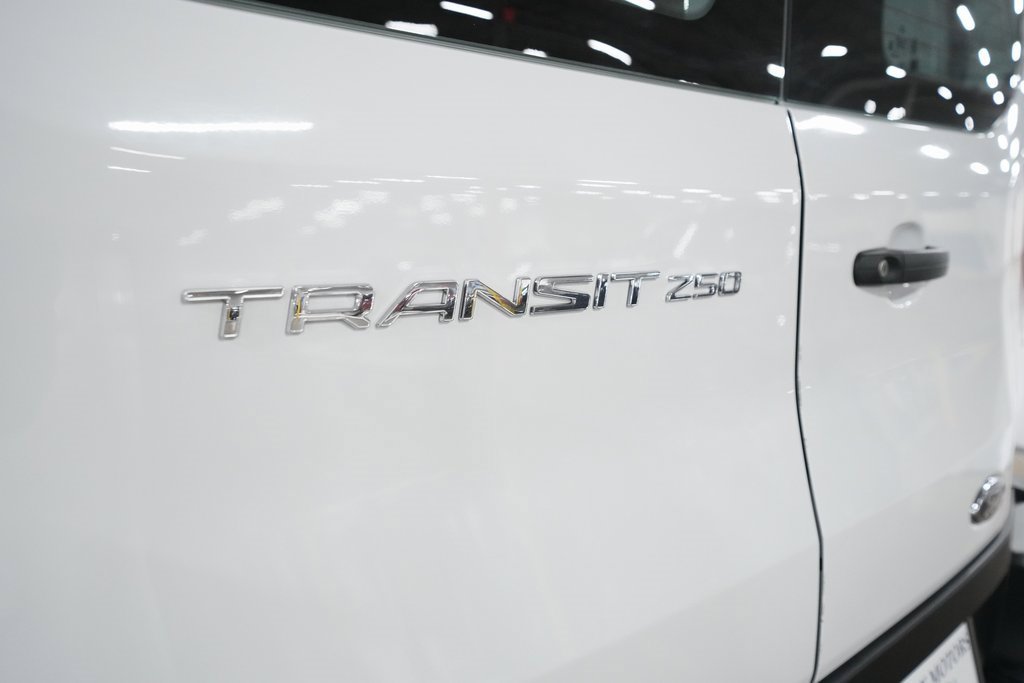 Used 2023 Ford Transit 250 Low Roof AWD w/ Exterior Upgrade Package image 28