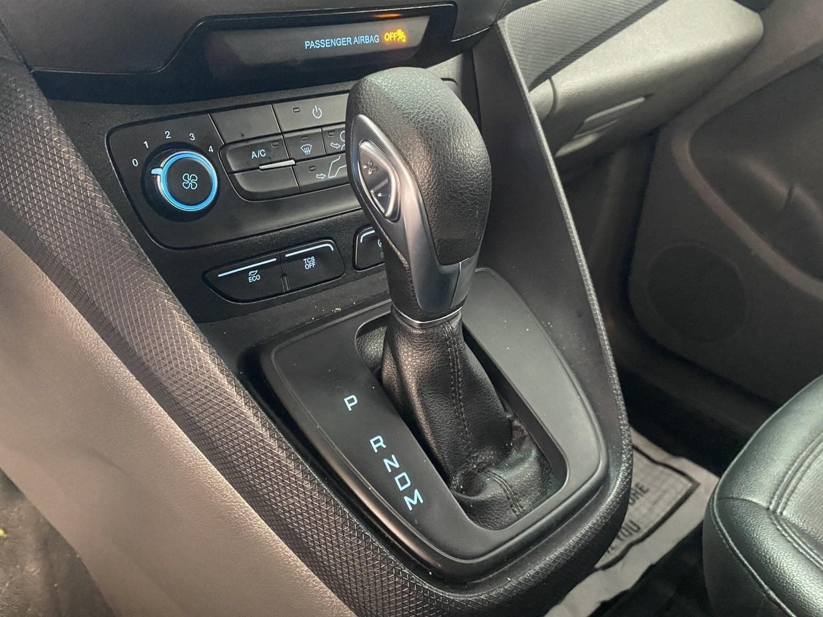 Used 2022 Ford Transit Connect XL FWD image 19