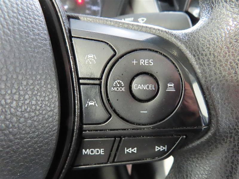 Used 2025 Toyota Corolla LE AWD/4WD image 21