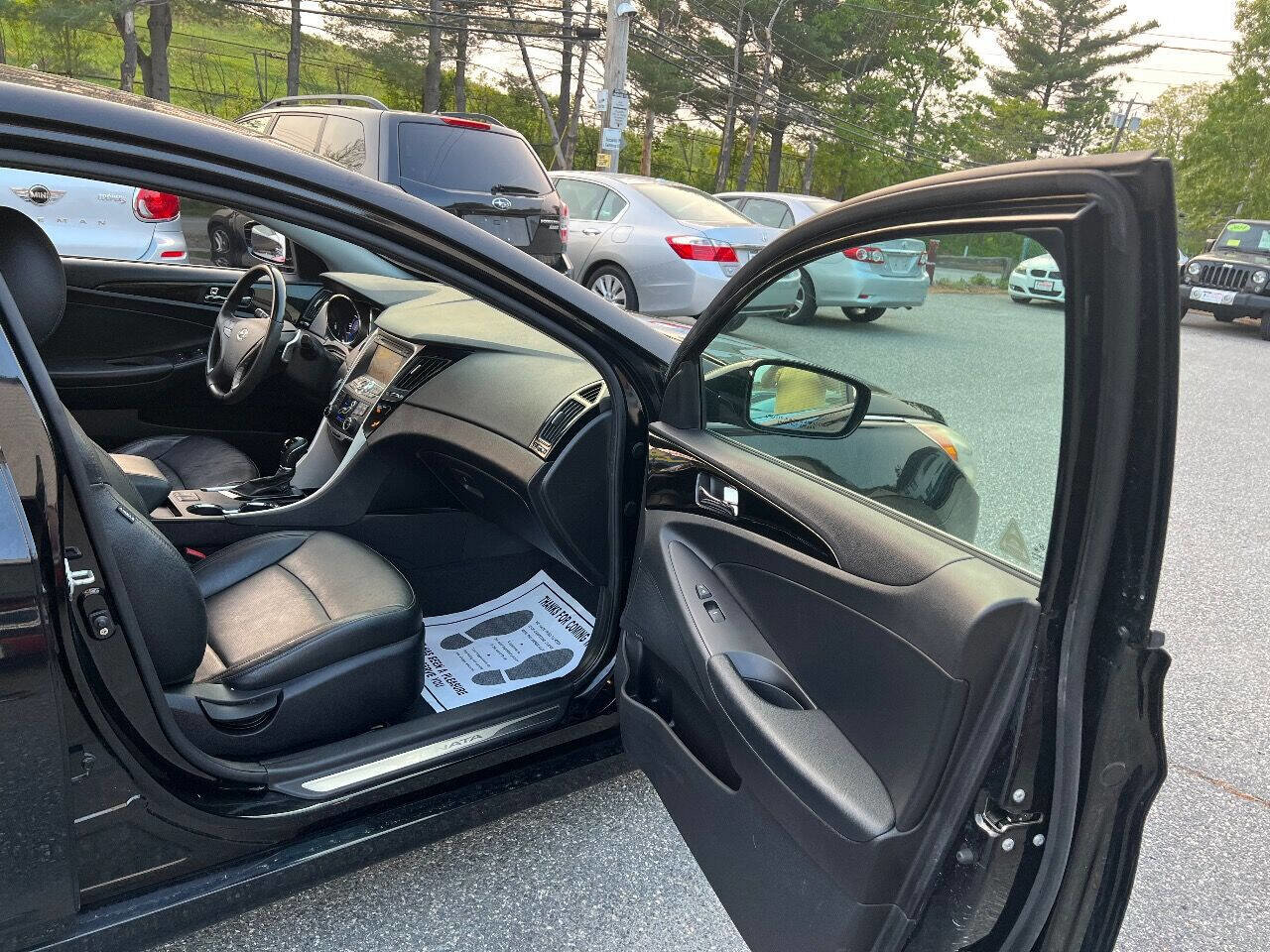 Used 2011 Hyundai Sonata Limited w/ Navigation Pkg 5 image 9