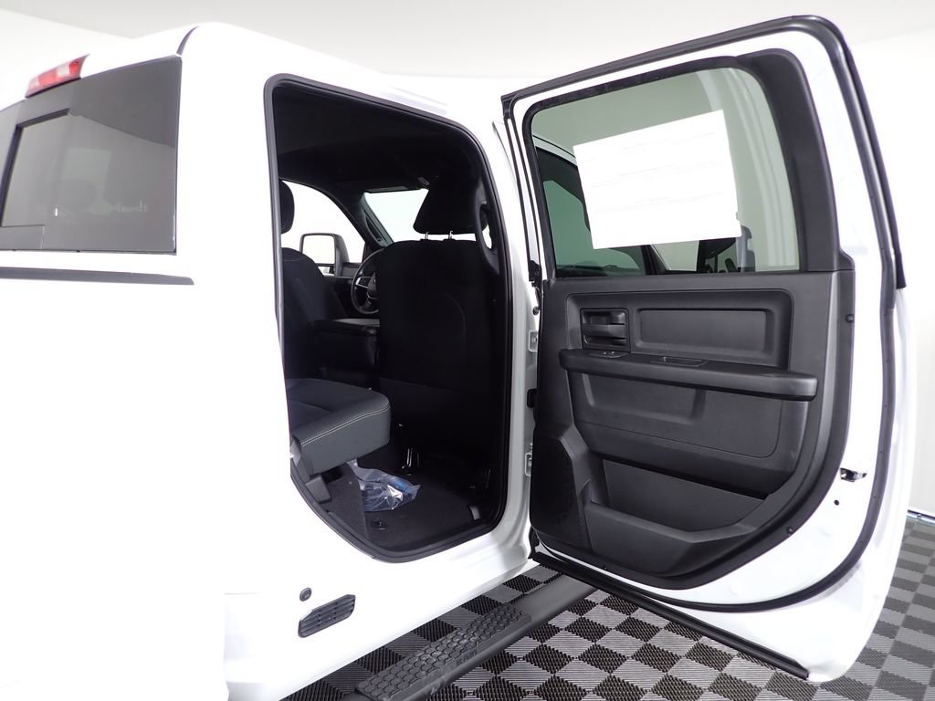 New 2026 RAM 2500 Tradesman AWD/4WD image 30
