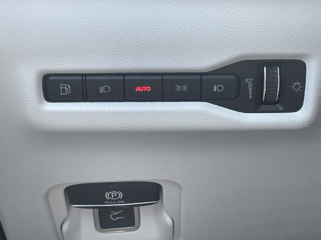 New 2026 Jeep Cherokee Laredo AWD/4WD image 28