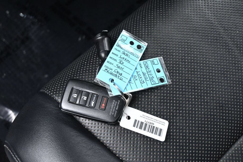 Used 2021 Lexus RX 350 FWD w/ Accessory Package (P1) image 19