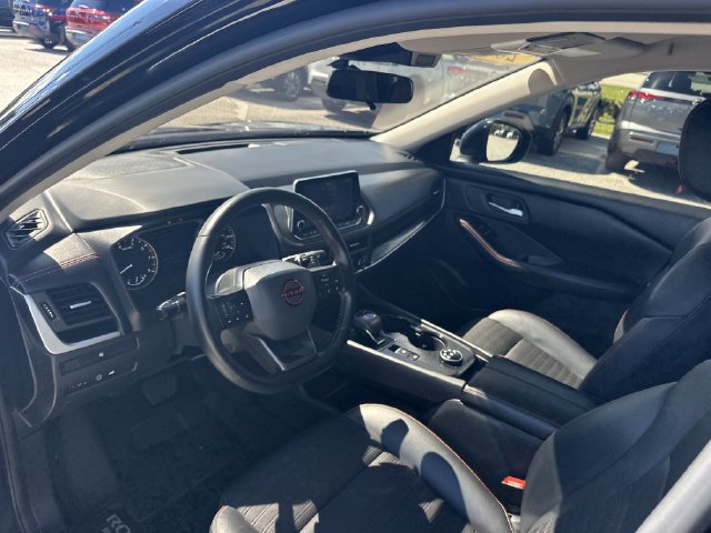 Certified 2025 Nissan Rogue SV AWD/4WD image 13