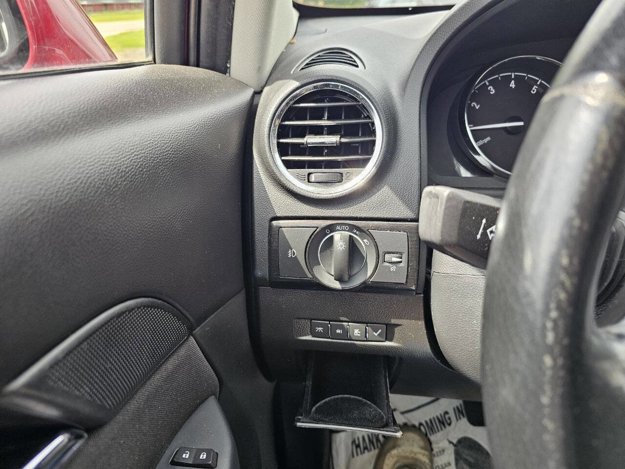 Used 2013 Chevrolet Captiva Sport LS FWD image 23