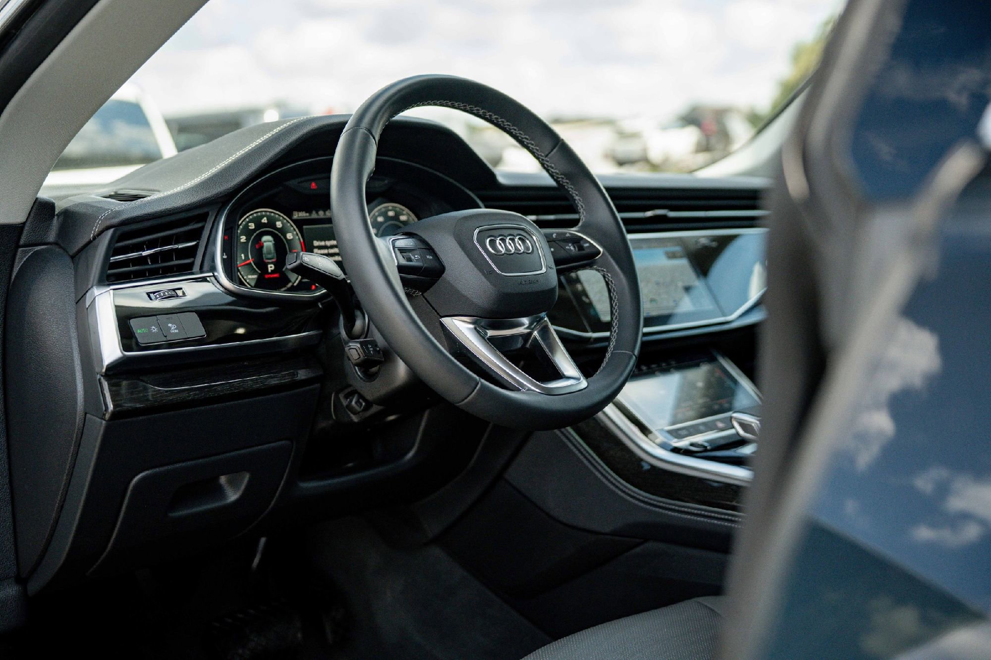 Certified 2024 Audi Q8 Premium Plus w/ Premium Plus Package image 8