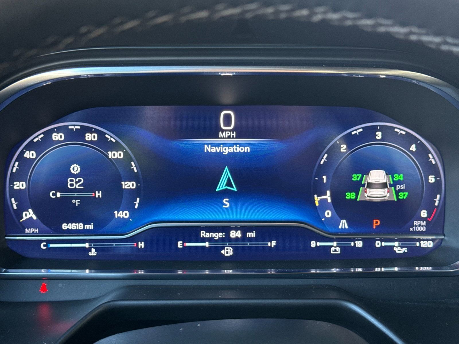 Used 2024 Chevrolet Tahoe LT image 30