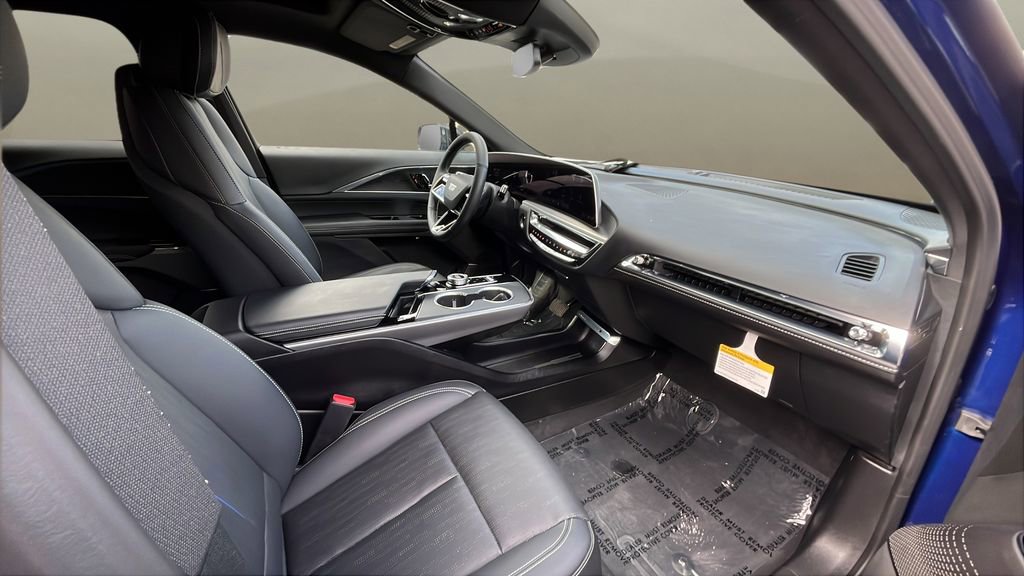 Certified 2024 Cadillac Lyriq Sport w/ LPO, Floor Liner Package AWD/4WD image 10