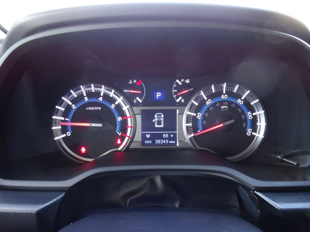Used 2019 Toyota 4Runner TRD Off-Road Premium AWD/4WD image 26