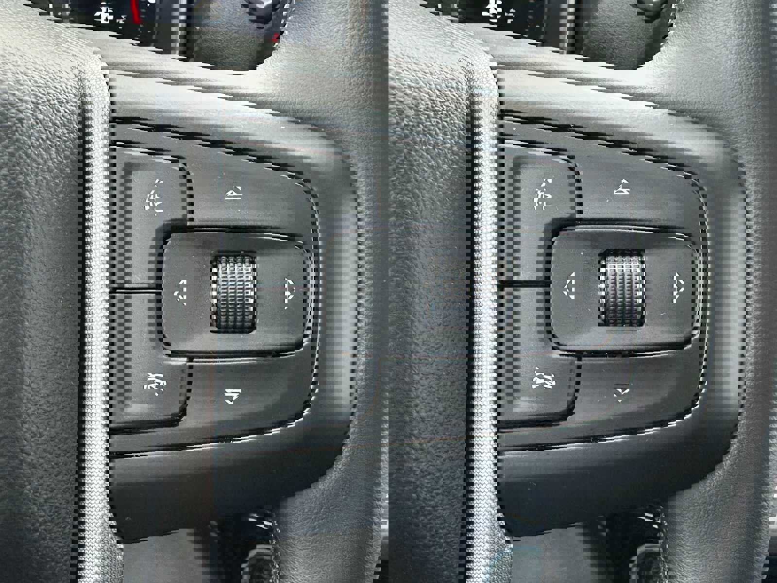 Used 2023 GMC Sierra 1500 Elevation image 33