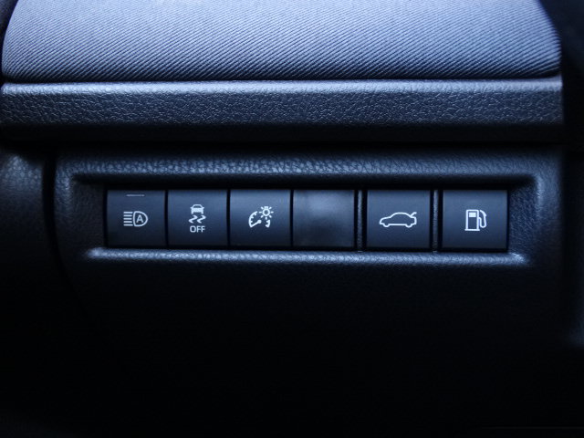 New 2026 Toyota Camry LE FWD image 28